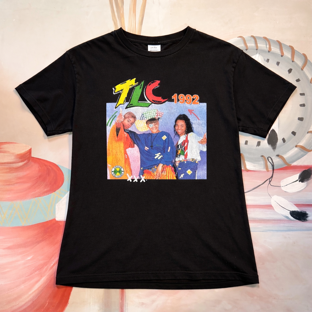 TLC 1992 CROSS COLOURS T SHIRT SIZE MEDIUM