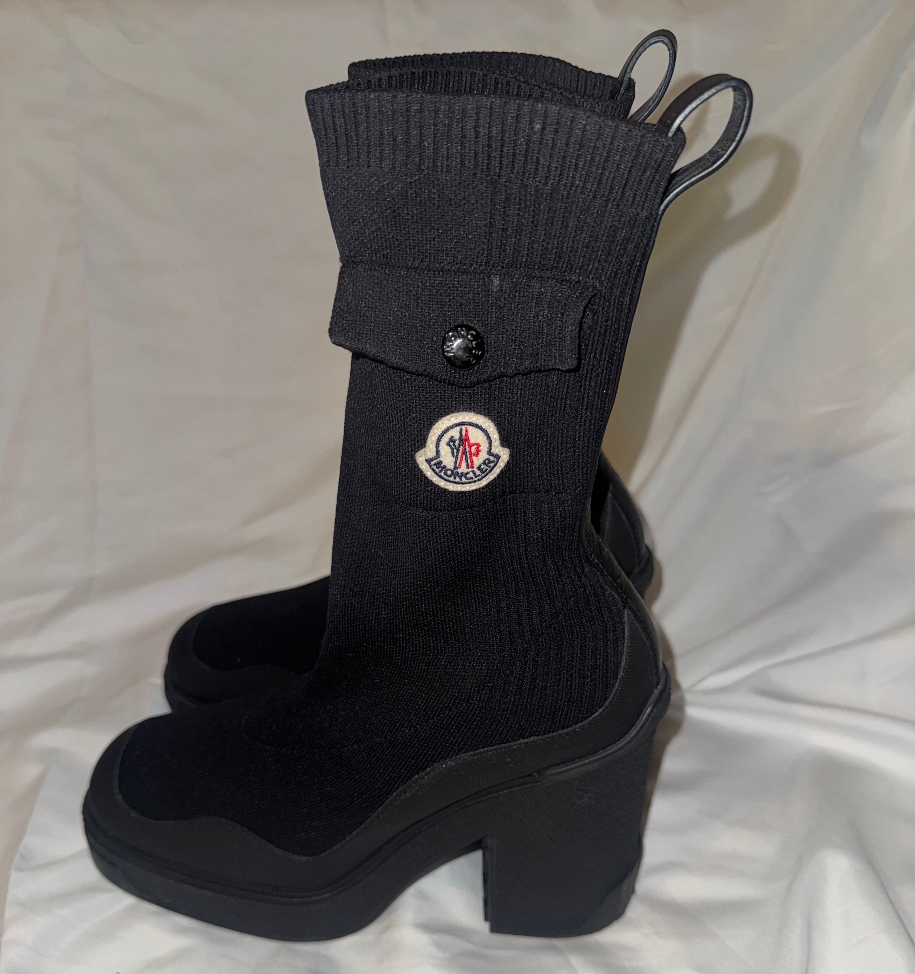 Moncler Splora Knit Pocket Boots Size 40 EU (Runs Small Fits 39)