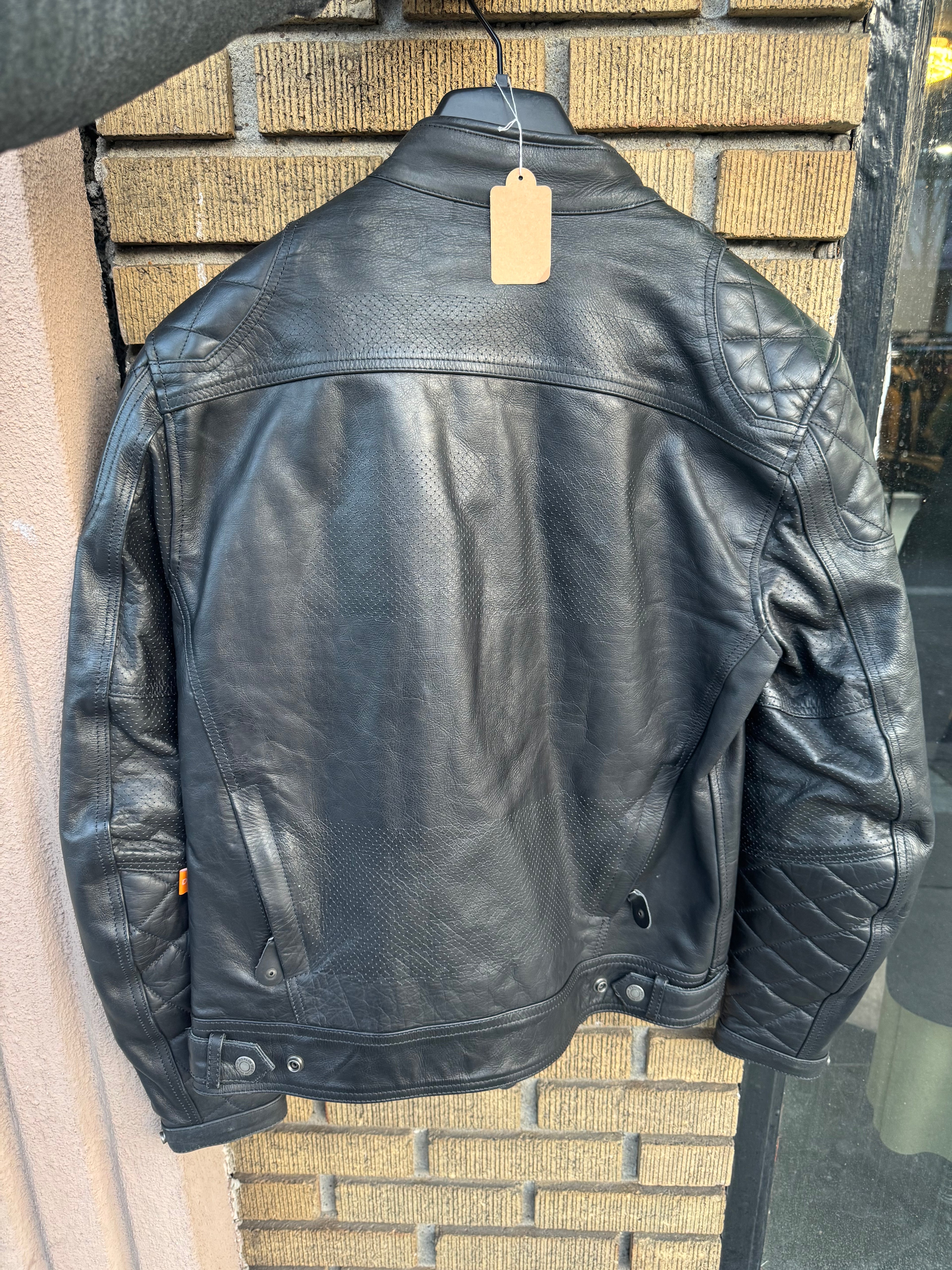 VINTAGE MERLIN MENS BIKER SIZE SMALL LEATHER JACKET