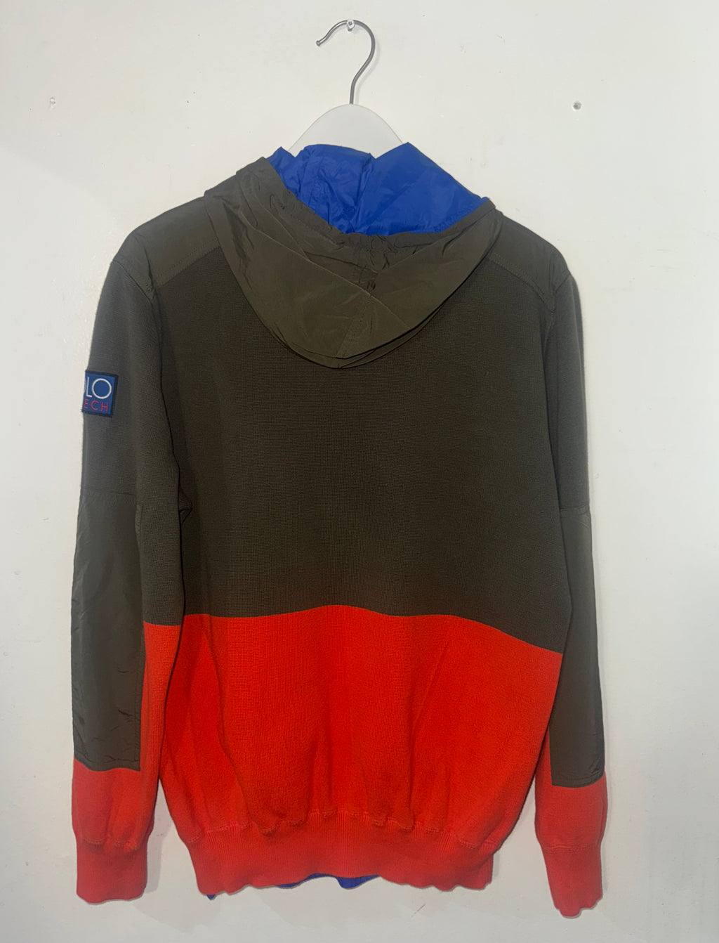 POLO HI TECH HOODED SWEATSHIRT SIZE SMALL