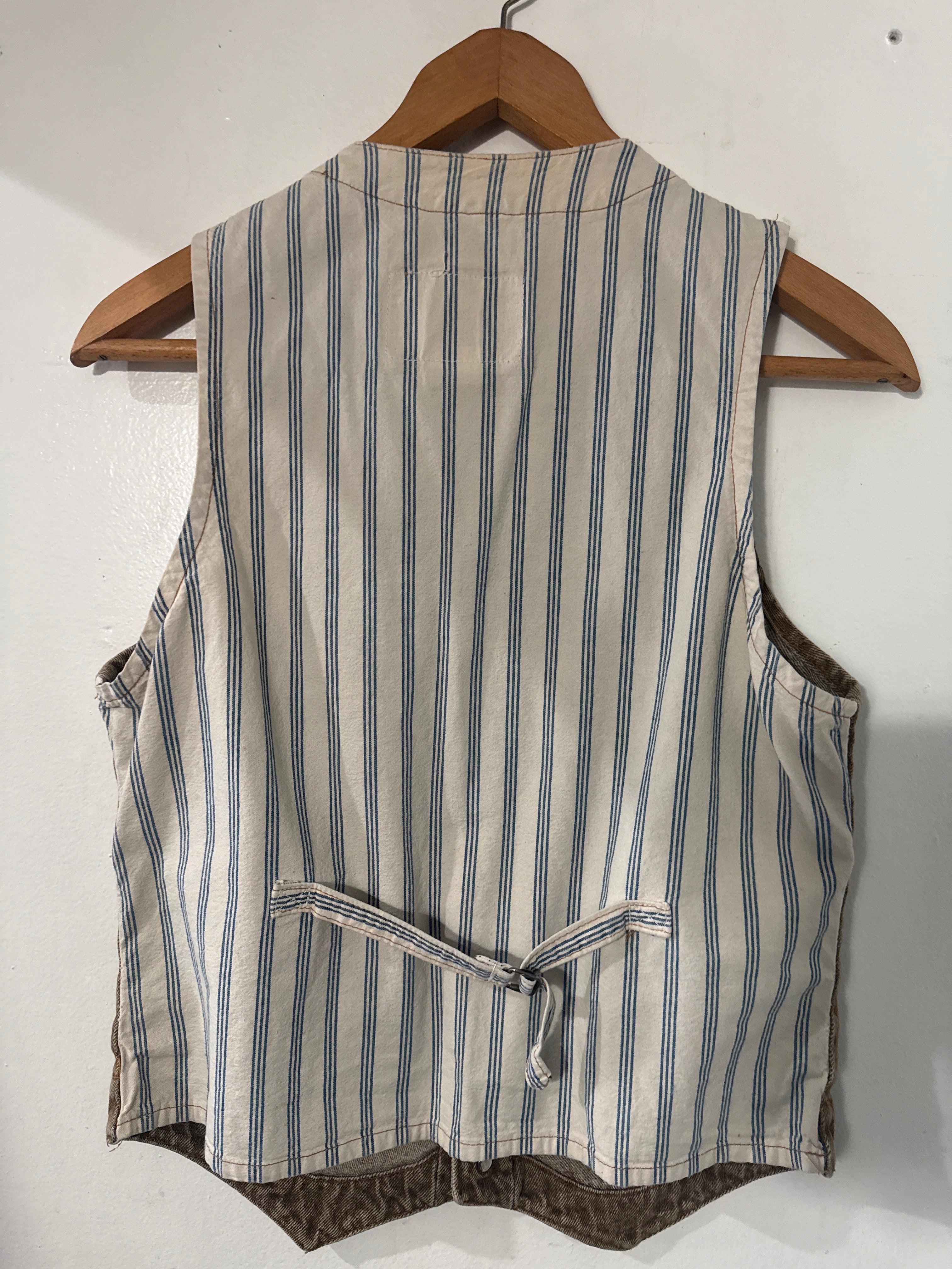 Levi’s denim vest