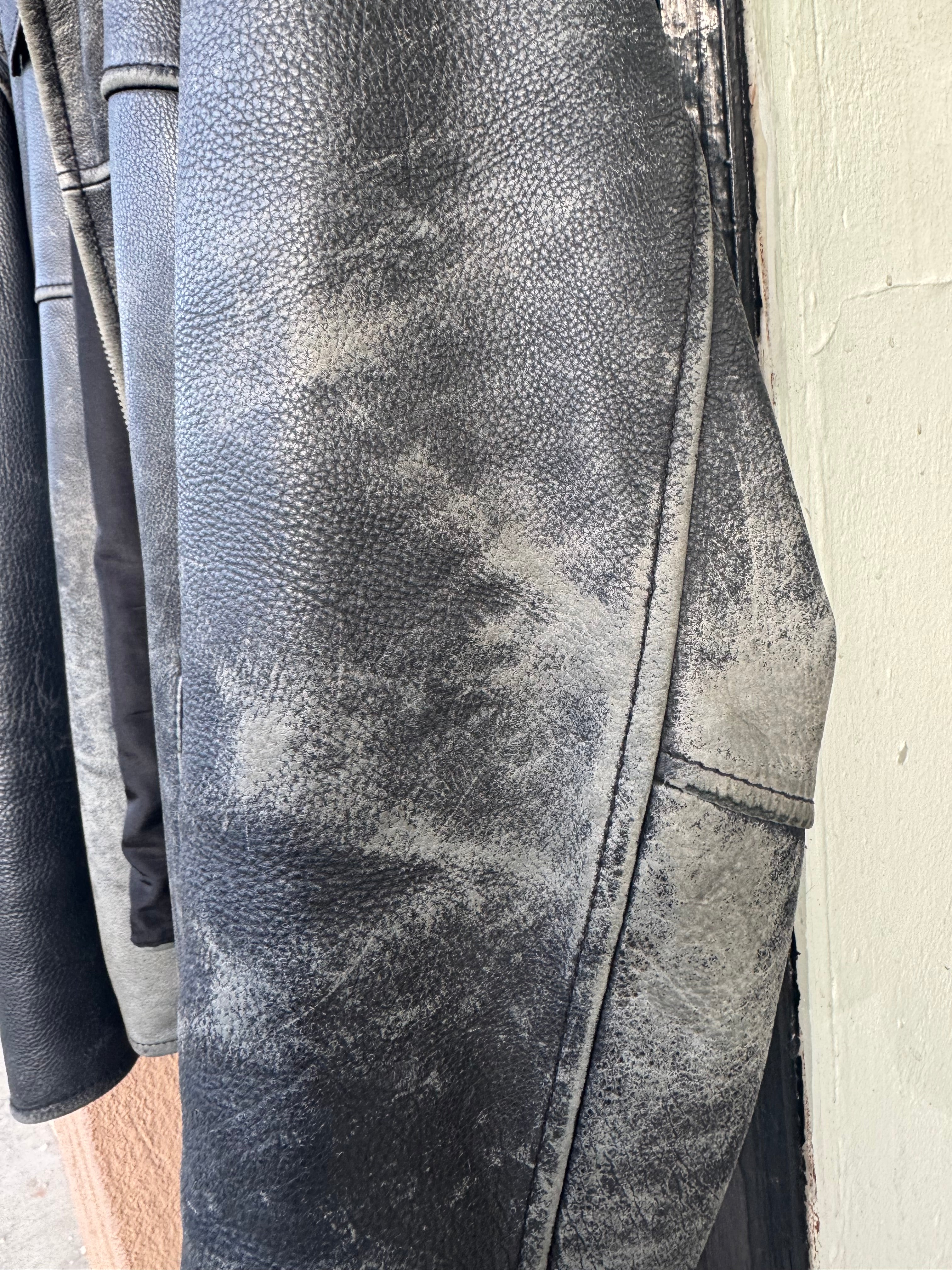 SIZE XL VINTAGE WILSONS LEATHER DISTRESSED PATINA