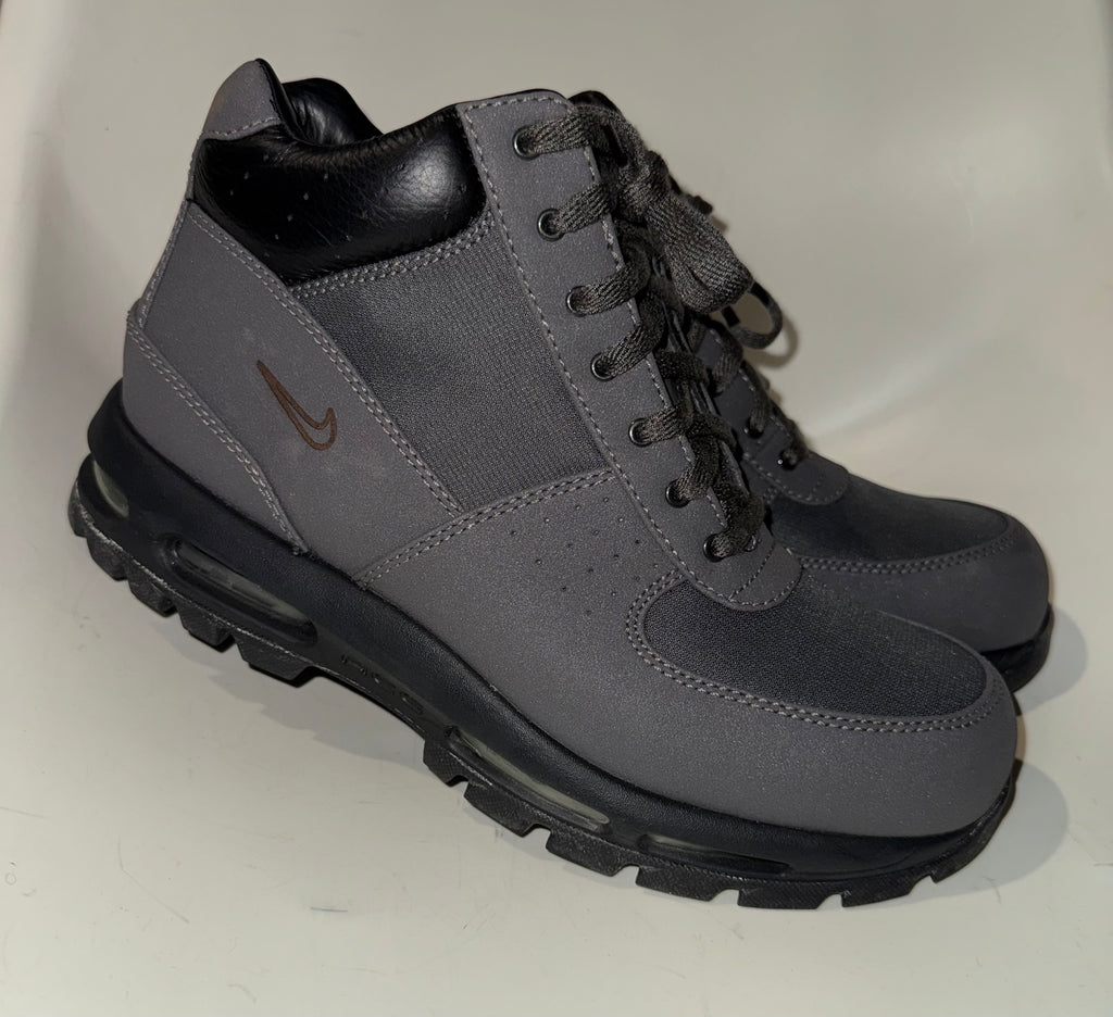 NIKE ACG GREY SIZE 12
