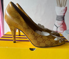 Load image into Gallery viewer, Adidas Gucci Monogram Heels Size 38.5
