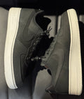 PREOWNED NIKE AIR FORCE ONE BLACK SIZE 10