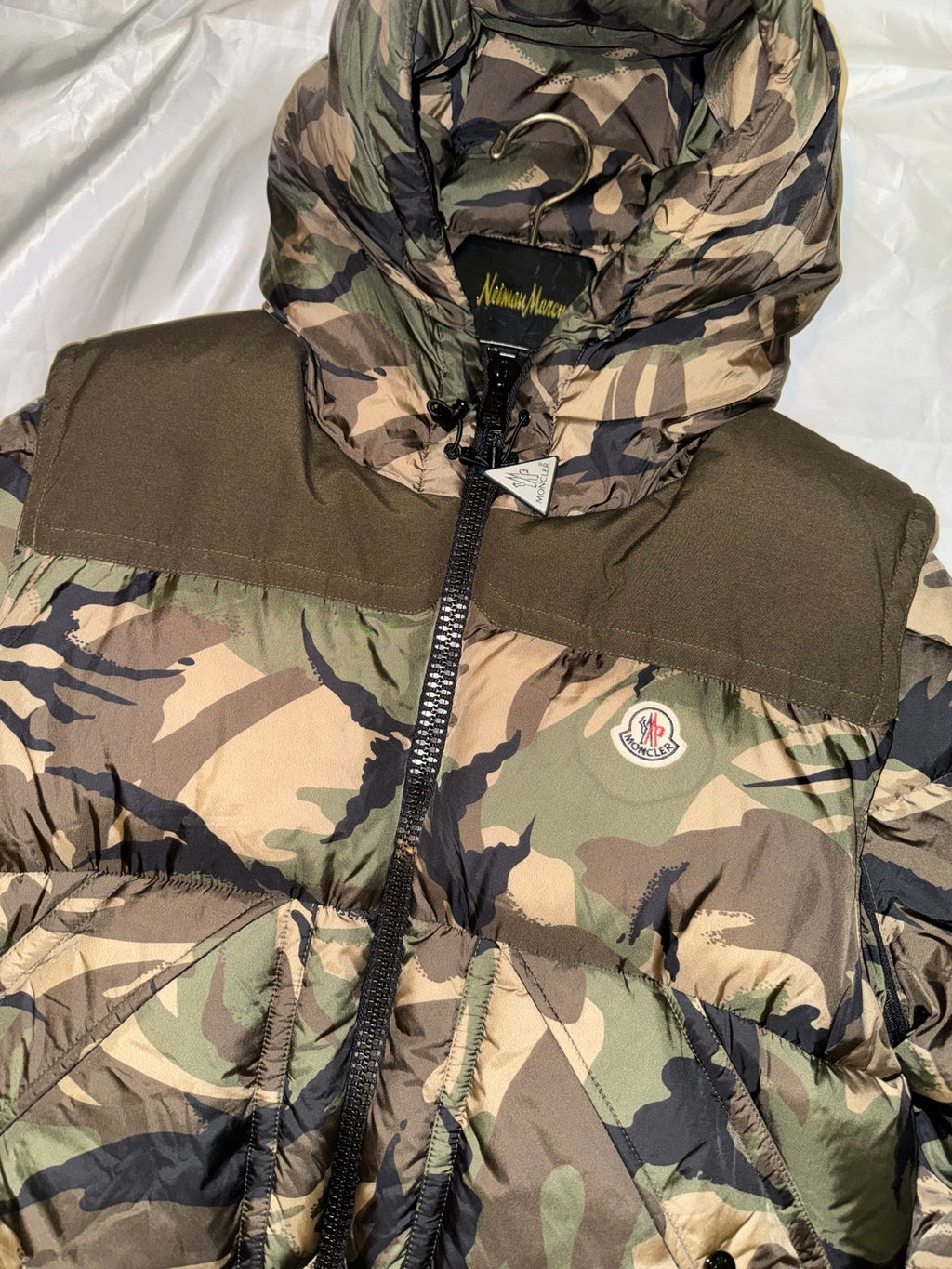 Moncler Meakan 2-in-1 camouflage down puffer jacket size 3