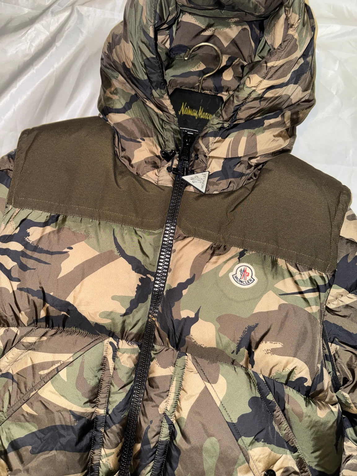Moncler Meakan 2-in-1 camouflage down puffer jacket size 3