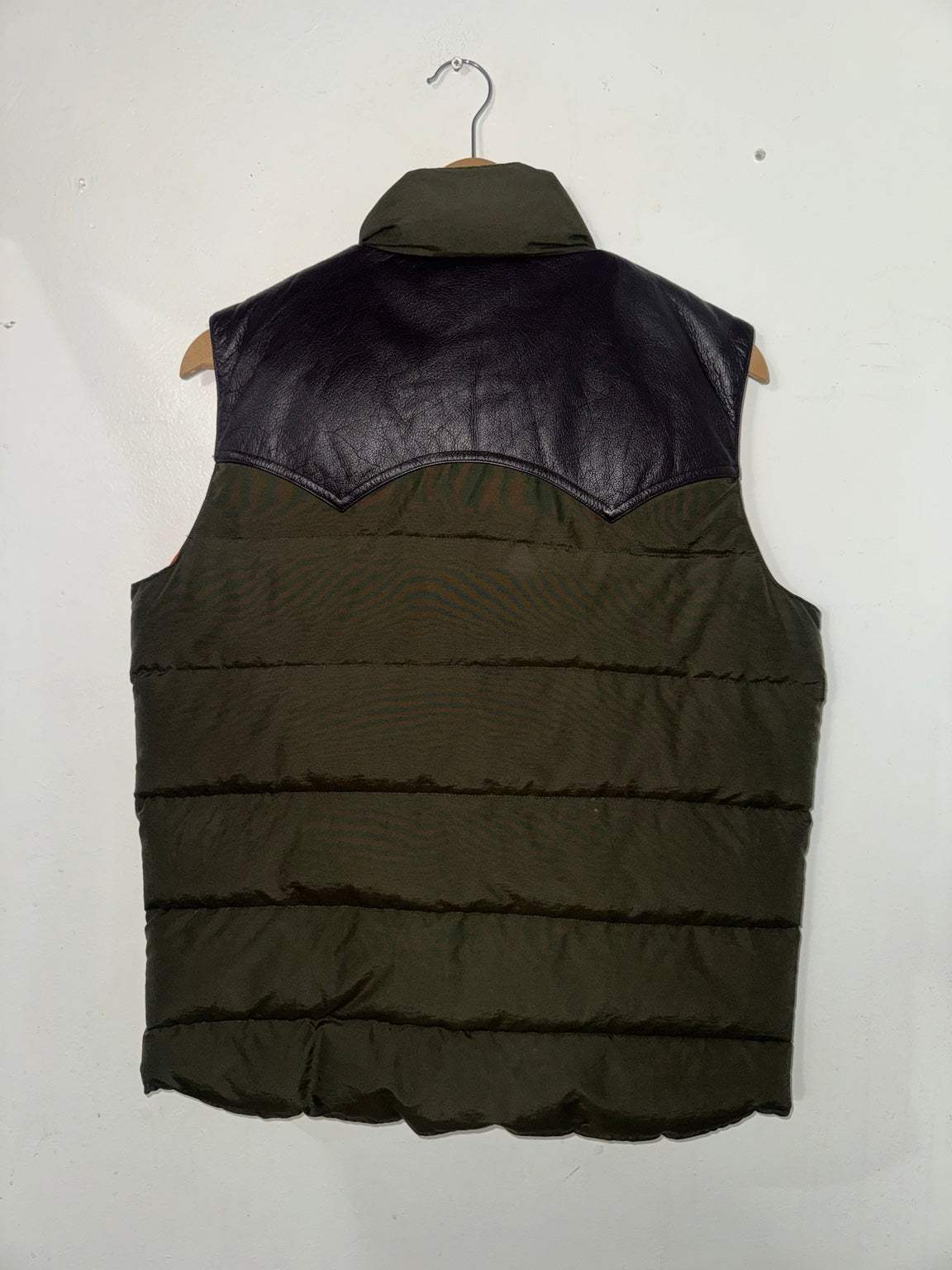 Penfield Men's Leather Yoke Puffer Vest Olive Green Size Medium