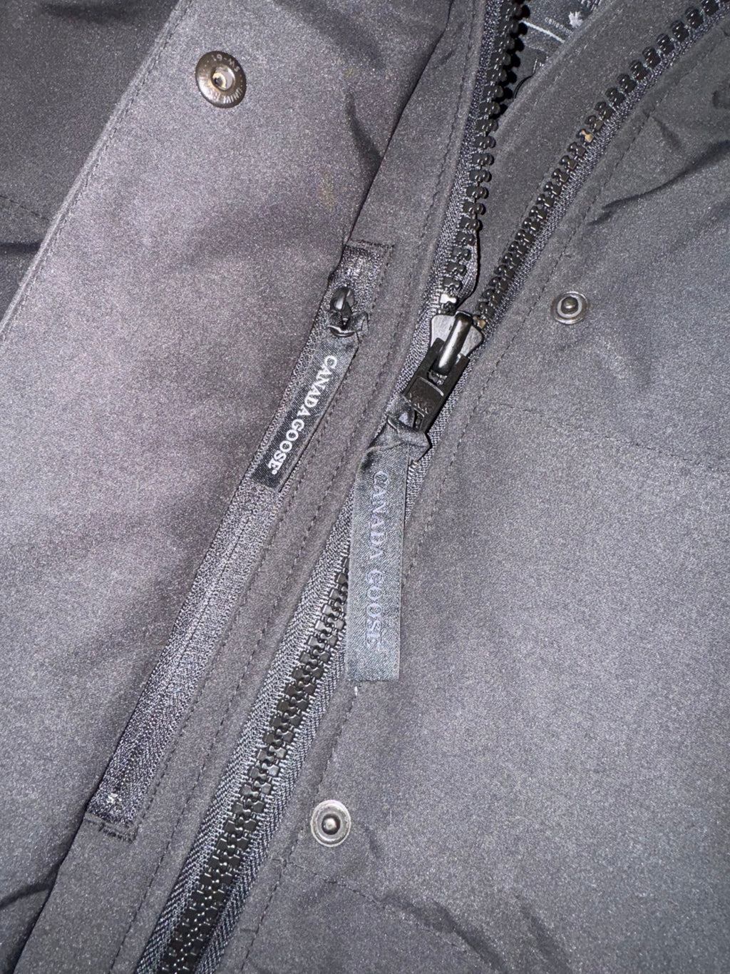 Canada Goose black parka photo 5