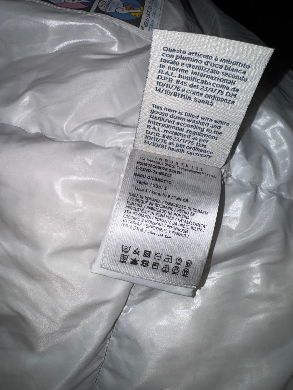 Moncler Gaou Giubbotto size 1 product label