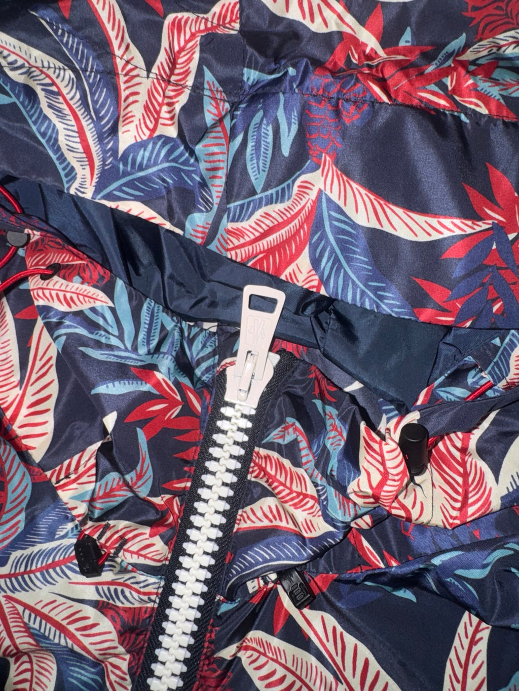 Moncler Maribeu hooded tropical print jacket size 3 photo 7902