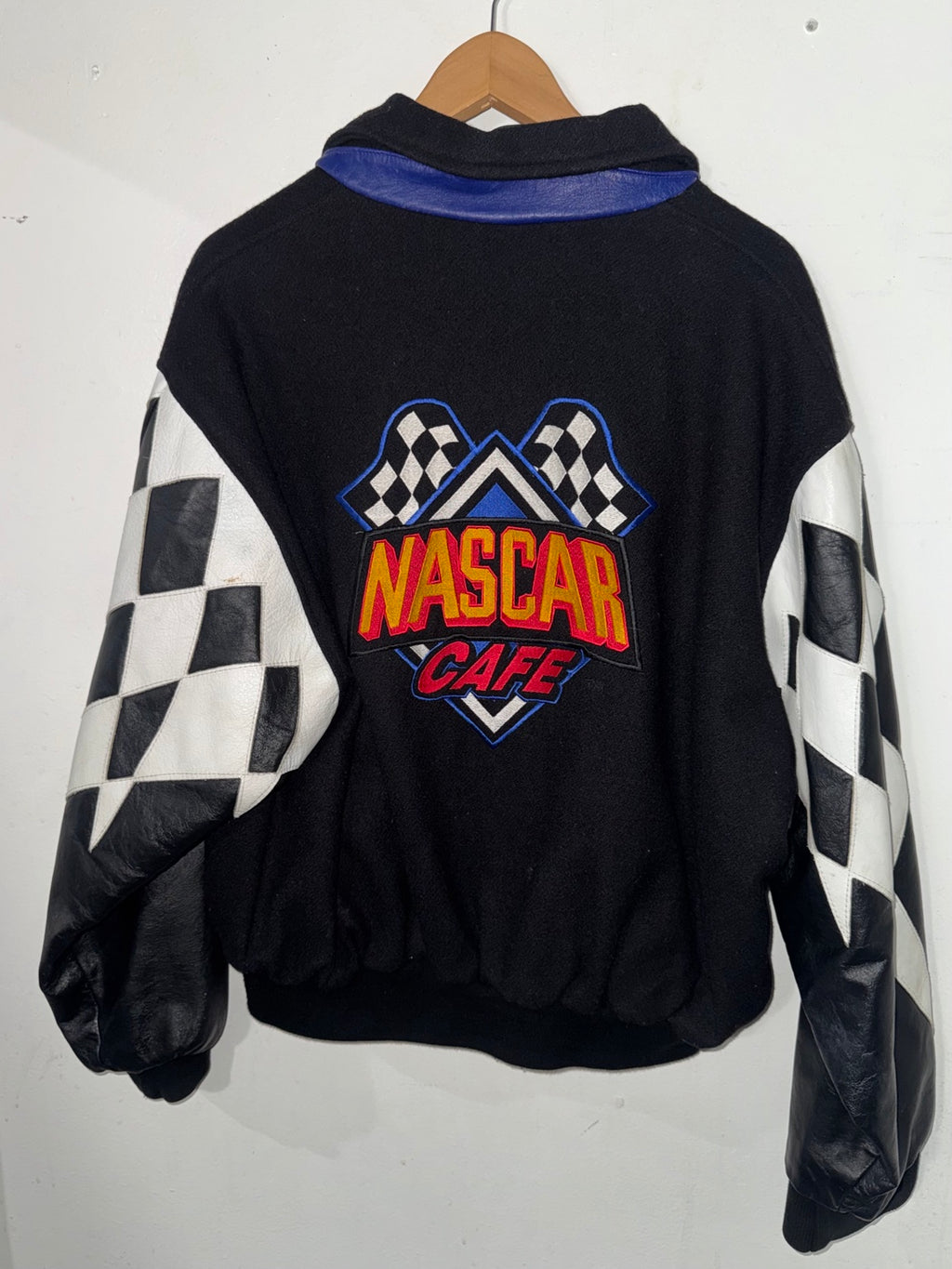 Vintage NASCAR Cafe leather jacket 4